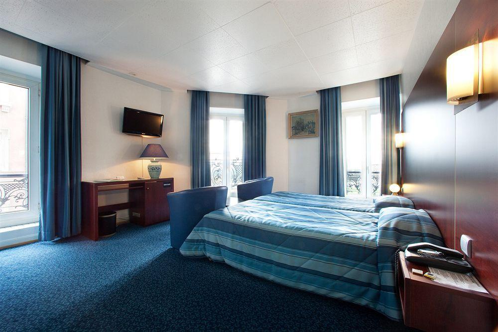 Hotel Le Bristol Strasbourg Gare Room photo